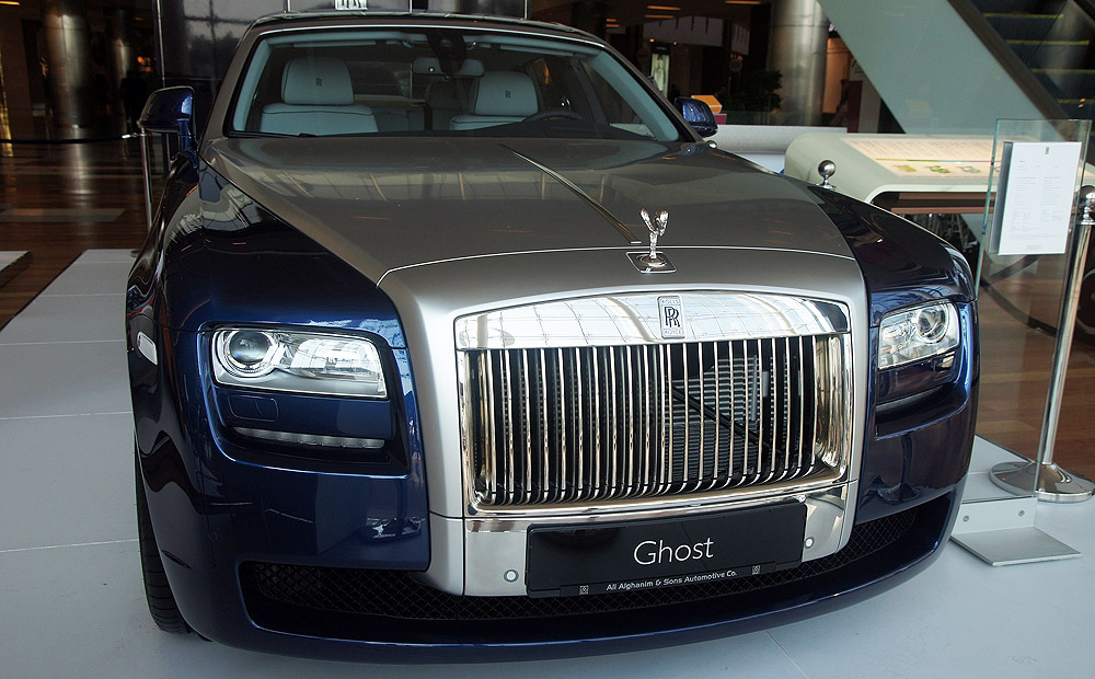 rolls-royce-ghost-main02